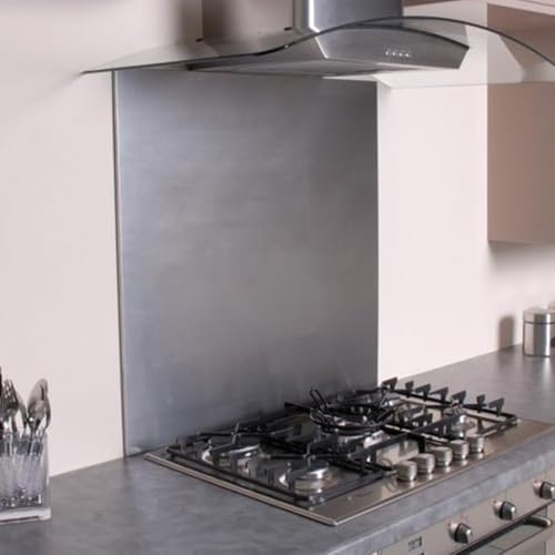 Stainless Steel Kitchen Splashback – 0.8mm Thick Cooker & Hob Splashback Panel – Rounded Corners – Heat & Oil Resistant Wall Protector – Available in 3 Sizes (750 x 600mm)