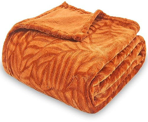 SOCHOW Flanell Fleecedecke mit 3D-Blattmuster, leichte, superweiche, gemütliche Plüsch-Bettdecke/Sofadecke 150 x 200 cm, Orange