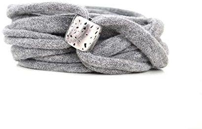 Armband Wickelarmband aus Stoff weich hellgrau oder in Wunschfarbe mit großer Metallperle versilbert individuelle Geschenke mit Liebe und Herz