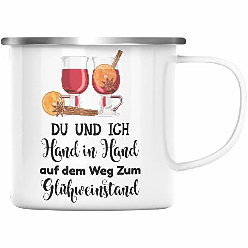 Trendation - Glühwein Emaille Tasse Lustig Spruch Glühweinbecher mit Henkel Doppelwandig GlühweinEmaille Tassen Gläser Weihnachtsmarkt Becher Emaille Tassen Geschenk - Hand In Hand Zum Glühweinstand