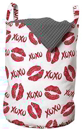 ABAKUHAUS XOXO Wäschesack, Lippenstift-Kuss Akronym Muster, Wäschekorb mit Griffen Kordelzugverschluss für Waschsalons, 33 cm breit x 49 cm hoch, Dark Pink und Weiß