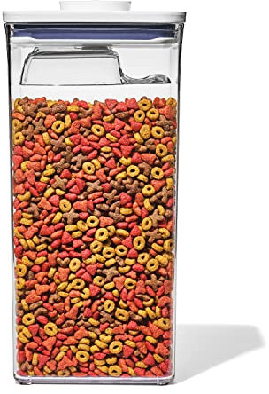 OXO Good Grips - Contenedor POP para mascotas, 6.0 cuartos de galón/5.7 L con media cuchara, ideal para hasta 6.5 libras de comida para perros o 4.4 libras de comida para gatos, recipiente hermético