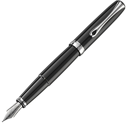 DIPLOMAT D40202021 Excellence A2 Füllfederhalter mit Stahl extre feine Feder, schwarzlack