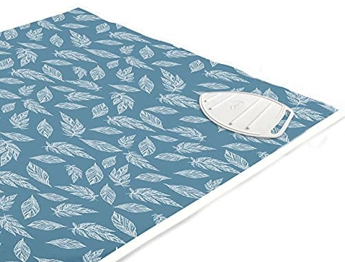 Encasa Homes Case da stiro stuoia/pad 120x70 cm con imbottitura da 3 mm e supporto in ghisa siliconica per la pressatura a vapore sul tavolo o sul letto - Big Leaves Blue