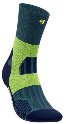 BAUERFEIND Trailrunning-Socken „Trail Run Mid Cut Socks“, Mittellange Damen Sportsocken mit Kompression, Stabilität im Sprunggelenk, 1 Paar