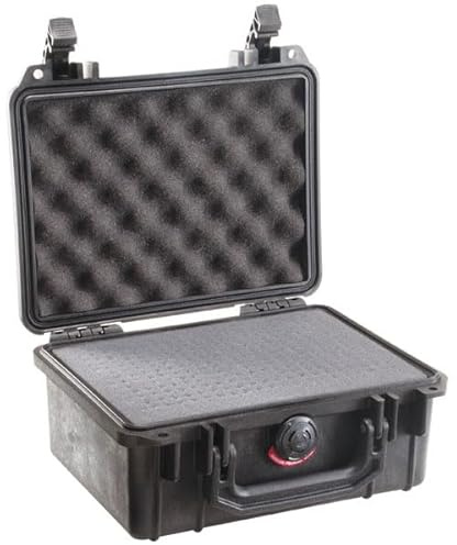PELI 1120 Kleine Schutzhülle, Wasser- und Staubdicht, Innenvolumen 2 l, mit Schaumstoff, Farbe: Schwarz
