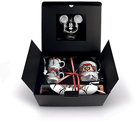 Egan Set 2 Tazze caffè Impilabili con Zuccheriera e Tovaglietta Collezione Disney Mickey Mouse Love. Oggetto Realizzato in Porcellana Multicolore e Bianco. La referenza è WMSET/19