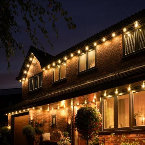 Festive Lights - ConnectPro® 5m Connectable IP65 Outdoor Permanent Downlights - 70 Warm White SMD LEDs - Mains Powered Plug in Home Security Lighting on Heavy Duty Black Rubber Cable (with Plug)