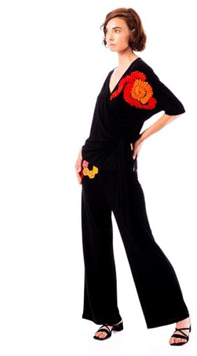 Mamatayoe Top Emblema para Mujer – Suéter Negro con Escote en Pico, Detalles de Punto y Bordado Floral, Tallas S-XXL