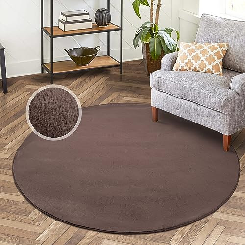 carpet city Hochflor Teppich Wohnzimmer - Einfarbig Dark Taupe - 160x160 cm Rund - Super Soft Polyester, Samtig-Flauschiger Flor - Fell-Teppiche für Schlafzimmer, Esszimmer, Arbeitszimmer