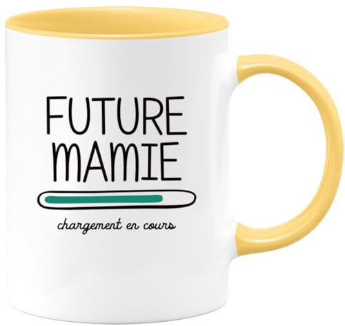 quotedazur - Mug Personnalisé Tasse Cadeau Original Humour Noël Future Mamie 2025 Chargement En Cours - Jaune/Céramique