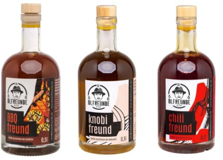 DIE ÖLFREUNDE TriÖLogie 3er Sparset | Knoblauchöl, BBQ-Öl & Chiliöl 3 x 0,5 l | kaltgepresst in eigener Ölmühle | Gewürzöl Set zum Kochen, Grillen & für Pizza | auch zum Verschenken