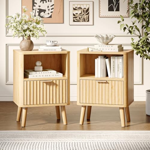 Bonnlo Nachttisch 2er Set mit geriffelten Türen, Nachtschrank mit Schublade und Ablagefach, Nachtkommode für Boxspringbett, Schlafzimmer, Wohnzimmer, Beistelltisch modern, 40x30x56 cm (2, Eiche)