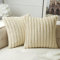 MIULEE Plüsch Samt Kissenbezug Kissenbezüge Kunstpelz weich Moderne Sofakissen Dekokissen Glatter Reißverschluss Waschbar Dekokissen Kissenhülle für Wohnzimmer Sofa 2er Set 50x50 cm Beige