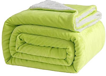 Good Nite Blanket 130x150cm Reversible Sherpa Fleece Fluffy Polyester Throw Blanket Soft and Warm Bed Blankets for Home life and Travel Machine Washable (Green,Single)