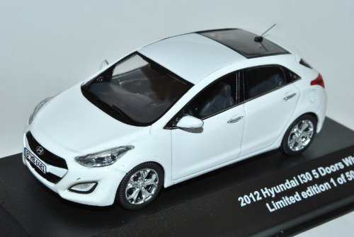 J-Collection Hyundai I30 5 Türer Weiss 2. Generation GD Ab 2011 1/43 Modell Auto