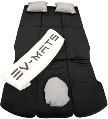 EV-MATS Basic Camp Set für Tesla Model Y – Matratze, Baumwollsatin-Bettlaken, Steppdecke, 2 Kissen – eine luxuriöse und praktische Lösung für Komfort im Urlaub, EIN Nachmittagsschläfchen am Strand