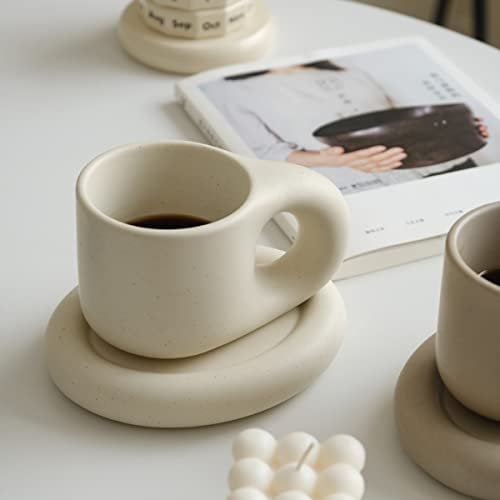 WENSHUO Chubby Cute Coffee Mug,Personalised Ceramic Coffee Cup & Saucer Sets for Office and Home, 9 oz for Latte Milk and Afternoon Tea,Crème
