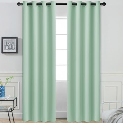 Yakamok Grüne Vorhänge, 213 cm Länge, Verdunkelungsvorhang für Schlafzimmer, helles Salbeigrün, Raumverdunkelung, wärmeisolierte Ösenvorhänge für Wohnzimmer, 132 x 213 cm, Hellsalbei, 2 Paneele