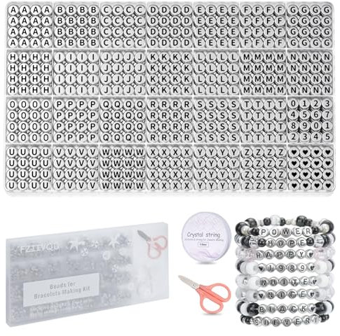 FZIIVQU 1450 Stück Buchstabenperlen Set, 4x7 mm Acryl Rund Alphabet Perlen für Armbänder, Zahlen Herz Letter Beads, DIY Schmuck Basteln Kreativität Geschenk Perlen zum Auffädeln(Silber)