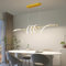 Mikeru 150cm Goldene Spirale Pendelleuchte, Dimmbar Hängende Pendelleuchte 10%-100% 3 Farbtemperaturen 3000K Warmweißes Licht/4500K Neutrales Licht/6000K Kaltweißes Licht für das Esszimmer