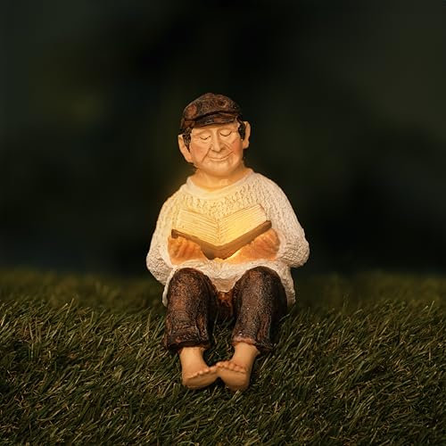 Garden Mile Solar LED Garden Ornament – Outdoor Resin Grandad Statue for Patio & Garden Décor for Grandad, Birthday, Father’s Day or Christmas Stocking Filler