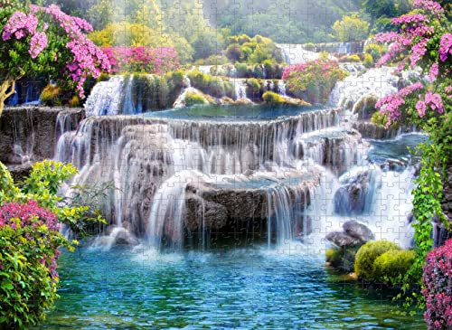 Hölzernes 5000-teiliges Puzzle mit Blick auf den Wasserfall. Herausforderndes Puzzle