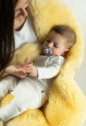Lammfell Baby gold 90-100 cm