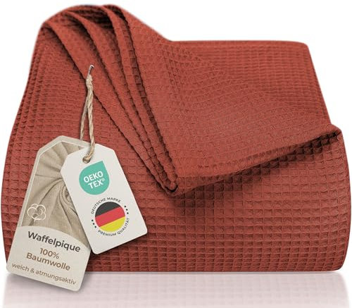 LAYNENBURG Premium Tagesdecke 180 x 220 cm - Waffelpique 100% Baumwolle - leichte Wohndecke Waffeloptik - Baumwolldecke Bett-Überwurf, Sofa-Überwurf, Couch-Überwurf - Sofa-Decke (Mahagoni-Rot)
