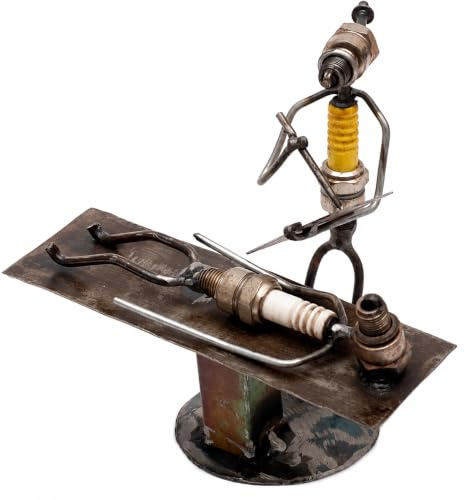 Brillibrum Design Dekofigur Arzt Metallmännchen Zündkerze Handmade Variante: Arzt 2 Upcycling Zündkerzenfigur 14x12x15 cm