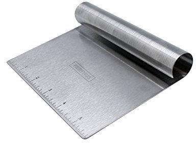 NERTHUS FIH 338 - Recogedor y Picador de Acero Inoxidable con Regla incorporada, ideal para verduras