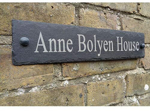 Slate House Sign 28cm x 7cm Sustainable, it’s time for a more environment friendly future.