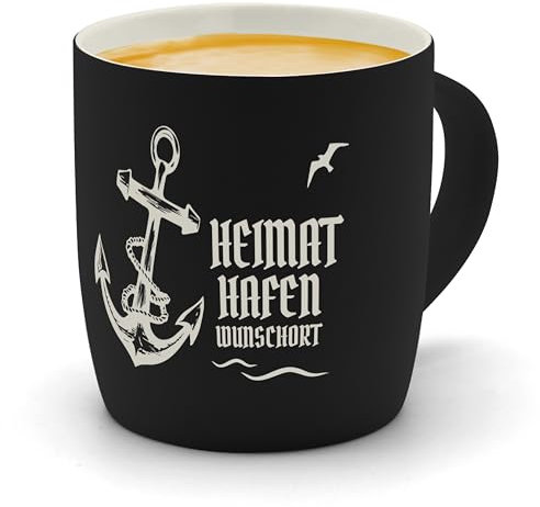 printplanet - Kaffeebecher mit eigenem Text graviert - SoftTouch Tasse mit Wunschtext - Matt-gummierte Oberfläche - Farbe Schwarz - Motiv: Heimathafen