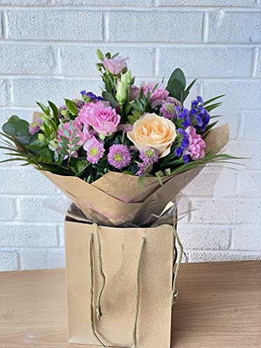 Pretty Pink Bouquet Fresh Flowers delivered, Floral designs for any Occasions | Flowers for Birthdays, Celebrations, Anniversaries, Bridal, Mother's Day, Thank You, Get-well and Sympathy
