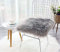 SWECOMZE Sitzkissen,Faux Lammfell Schaffell Sitzauflage Longhair Fell Optik Nachahmung Wolle Sofa Matte Lammfellimitat Teppich (Hellgrau,50 * 50cm)