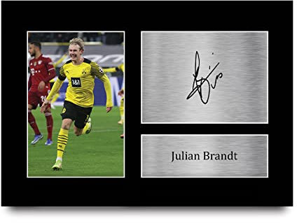 HWC Trading A4 Julian Brandt Borussia Dortmund Geschenke Gedrucktes Signiertes Autogramm Foto für Fußball Anhänger and Fans