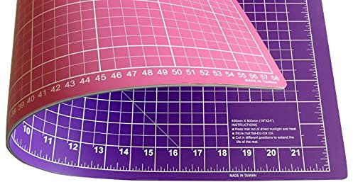 Schneidematte A2 7-lagig mit cm und inch Skala zum Nähen, Basteln und Quilten (60 x 45 cm) (pink/lila)