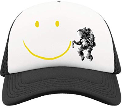 Astronaut Smile Graffiti Cosmic Art Half Mesh Trucker Cap Baseball Hut Snapback One Size