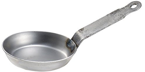 Mini-Pfanne Bliny-Pfännchen kleine Pfannkuchenpfanne aus Eisen geschmiedet von Turk, Durchmesser 12 cm, mit flachem Stiel und Öse
