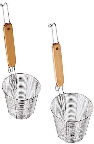 BESTonZON 2pcs Mesh Pasta Basket with Wooden Handle Stainless Steel Mesh Spider Strainer Boiling Blanching Basket Noodle Strainer Colander for Pasta Spaghetti Dumpling Ramen Pho