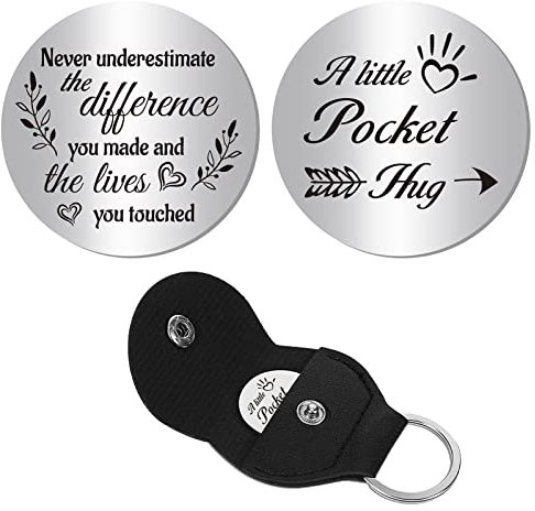 CREATCABINA Little Pocket Hug Token Long Distance Relation Keepsake Double Face en Acier Inoxydable Cadeau Inspirant avec Porte-Clés en Cuir PU pour Amis Famille Papa Fils 1.2 x 1.2 Pouce