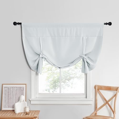 NICETOWN Rideau occultant à Isolation Thermique pour Salle de Bain, Petite fenêtre, cantonnières Courtes pour décoration d'intérieur (1 Panneau, 132,1 cm de Large x 114,3 cm de Long, Blanc grisâtre)