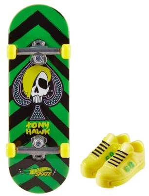Mattel Hot Wheels Mini Skateboard with Shoes Assorted Models (HNG26)
