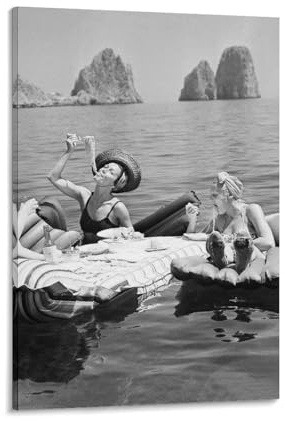 Spaghetti on The Lake, Three Ladies Eating Spaghetti, Spaghetti on Lake of Capri Poster, 1940er Fotos, Vintage Photography, Vintage Pasta Black And W
