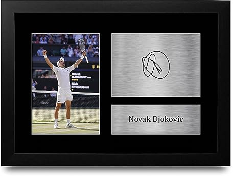HWC Trading Serbian Champion Geschenke Gedrucktes Signiertes Autogramm Foto für Fans von Tennis Memorabilien - A4 Gerahmt
