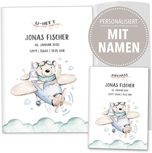 OLGS U-Heft und Impfpass Hüllen Set Wolken Flugzeug | Untersuchungsheft Hülle & Impfpasshülle Schwangerschaft, personalisierbar mit Namen (U-Heft Set 3-teilig personalisiert, Bär Flugzeug)