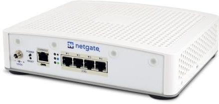 Netgate 4200 Max - Passerelle de sécurité PfSense+ - Pare-feu/Routeur VPN - CPU Intel Atom C1110-4 Go de RAM LP DDR5 - Stockage SSD de 128 Mo - 4 Ports 2.5G indépendants et configurables