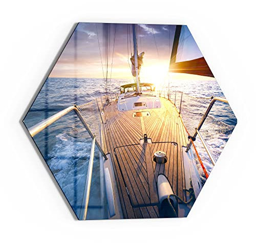 DEQORI Glasbild Echtglas | Motiv Segelboot jagt Abendsonne | sechseckig einteilig 55x47,6 cm | schöne Dekoration | Wandbild für Wohnzimmer, Schlafzimmer, Flur & Küche | moderne Wanddeko