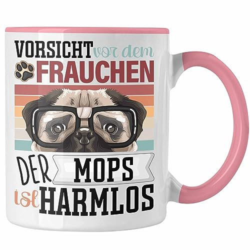 Trendation - Mops Besitzerin Frauchen Tasse Geschenk Lustiger Spruch Geschenkidee Vorsicht Vor Dem Frauchen (Rosa)