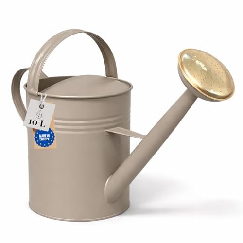 LIVLIG Gießkanne 10l Metall Sand, Premium Giesskanne mit Messingbrause | Schöne Retro Gießkanne für Garten & Balkon, Giesskanne 10 Liter mit abnehmbarer Brause und beweglichem Henkel